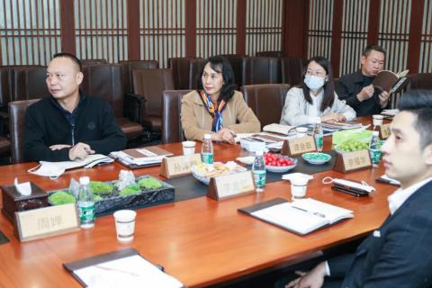 罗湖区人大常委副主任谭会茹一行莅临多多28调研