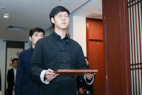 罗湖区人大常委副主任谭会茹一行莅临多多28调研