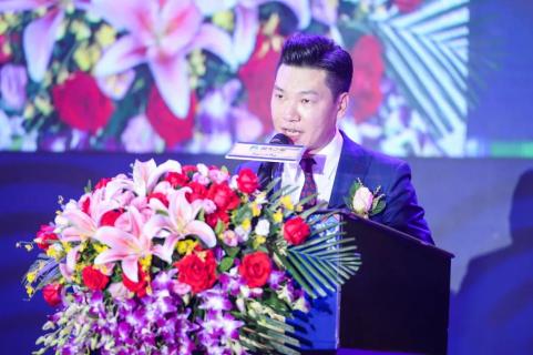 新目标 新辉煌丨多多282019年会盛典完美落幕！